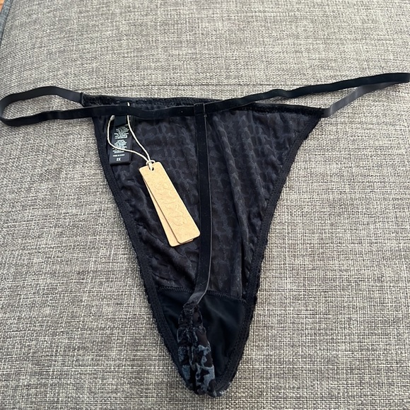 Skims Velvet String Thong - Picture 2 of 4